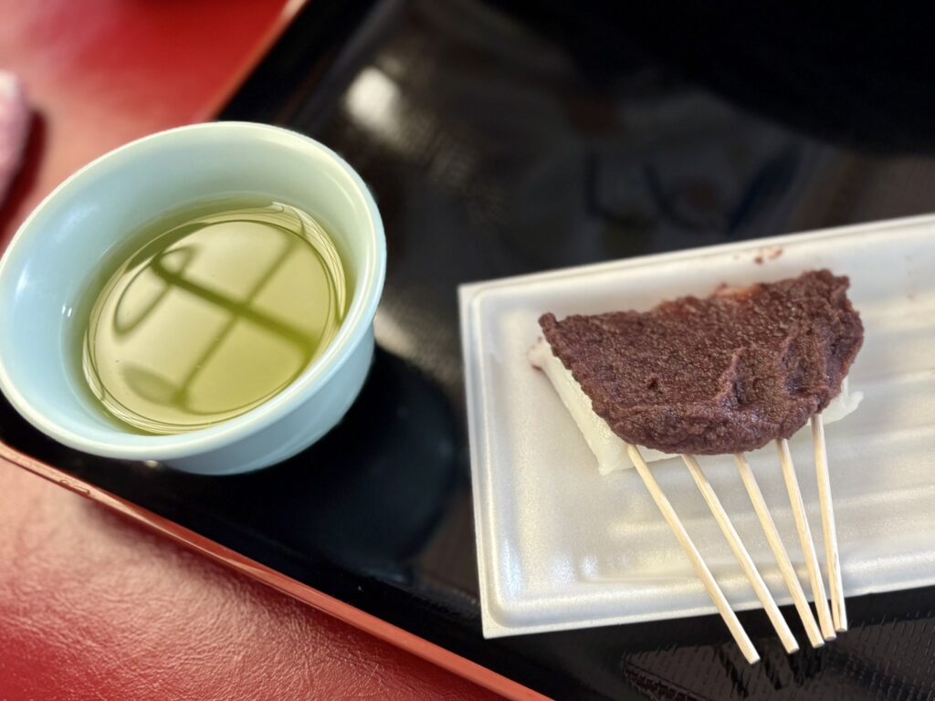 厄除けだんご